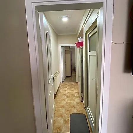 Eda's Hotel 4*